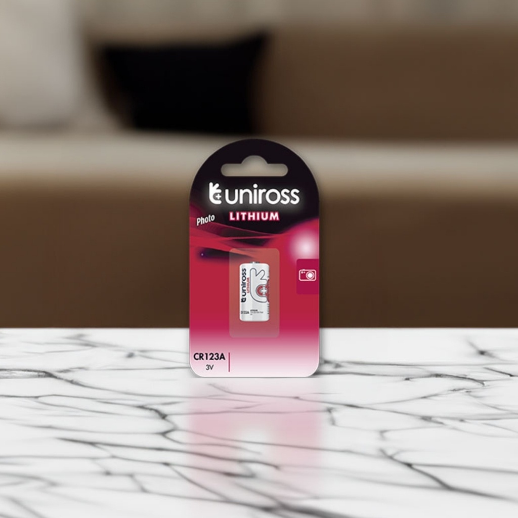Uniross Cylindrical Lithium Battery CR123A (Blister of 1)