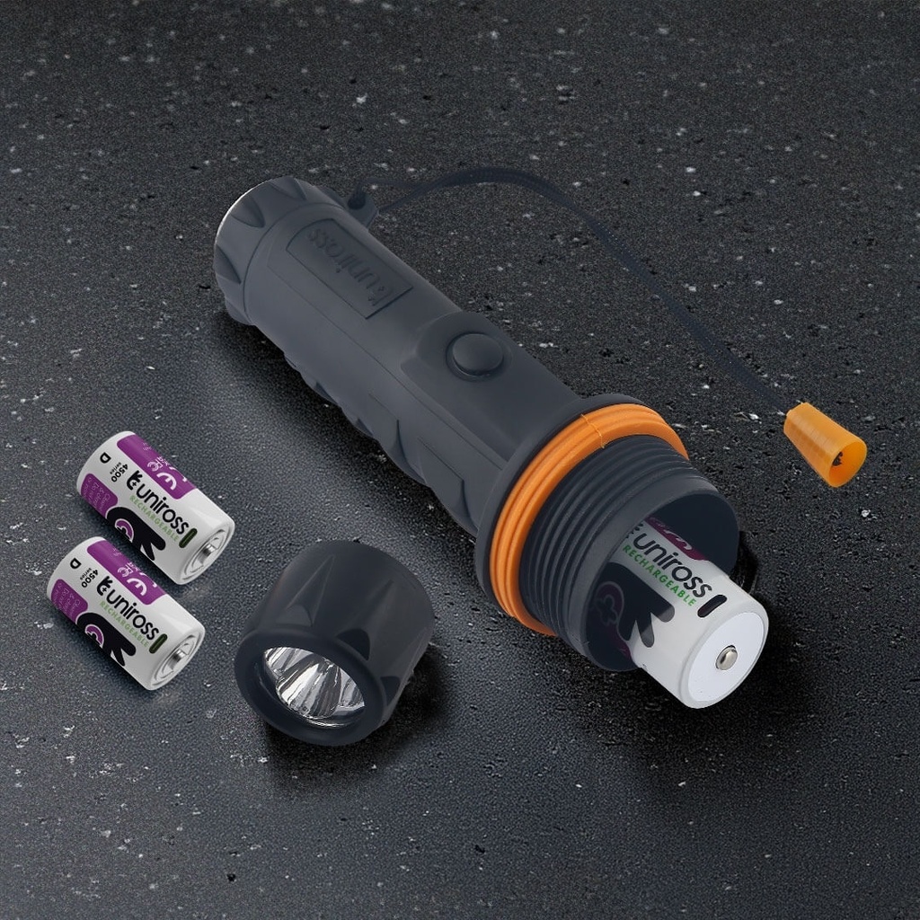 Uniross Heavy Duty Torch 15LM (2XD)